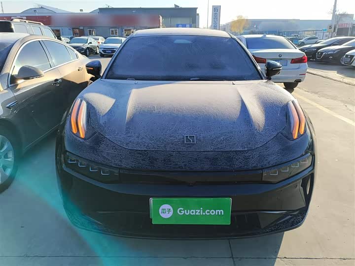 Фото 3 - Zeekr 001