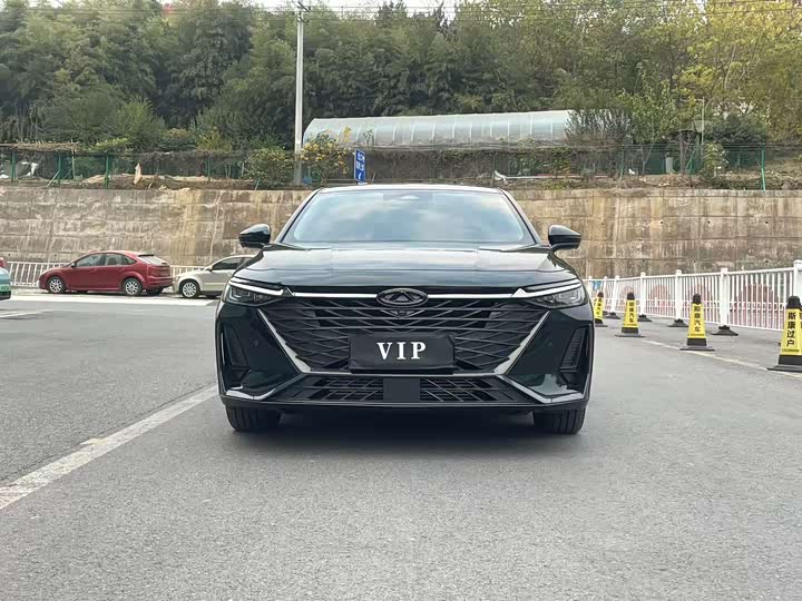 Фото 2 - Chery Arrizo 8