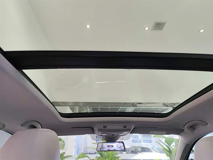 Фото 18 - Volkswagen Tharu