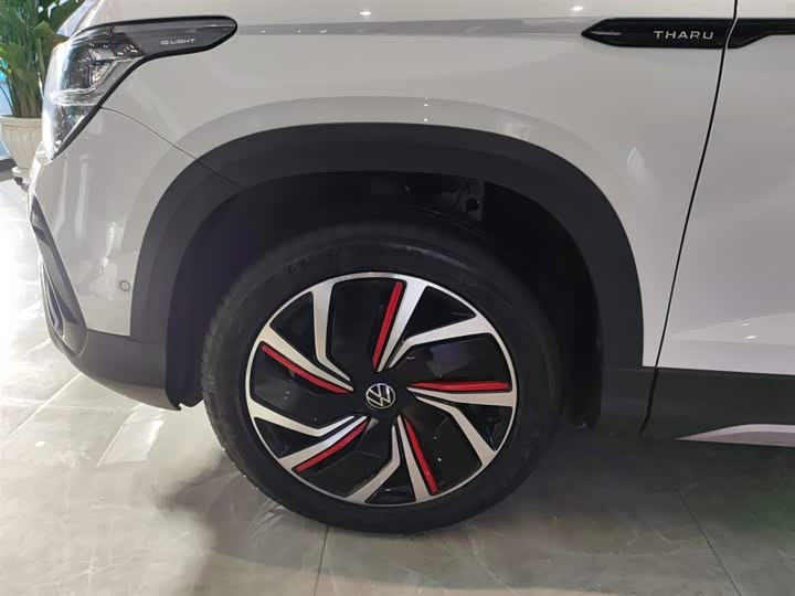 Фото 23 - Volkswagen Tharu
