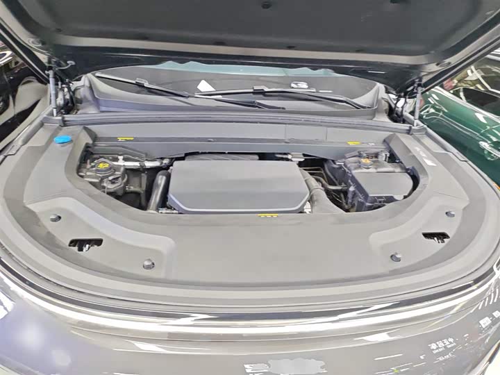 Фото 20 - LiXiang L9