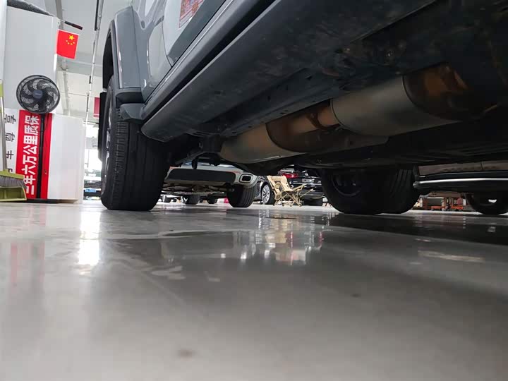 Фото 21 - Tank 300