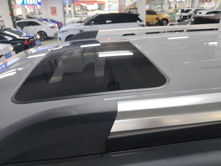 Фото 27 - Tank 300