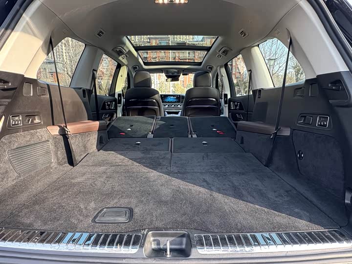 Фото 12 - Mercedes-Benz GLS-Class