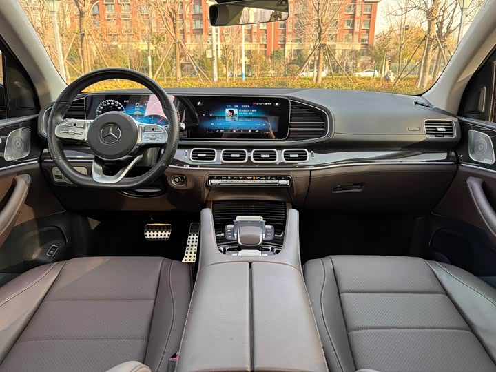 Фото 9 - Mercedes-Benz GLS-Class