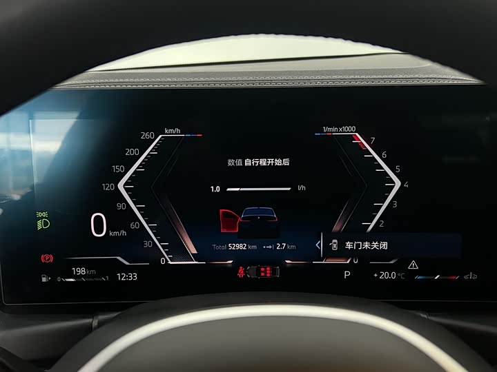 Фото 19 - BMW 3 Series