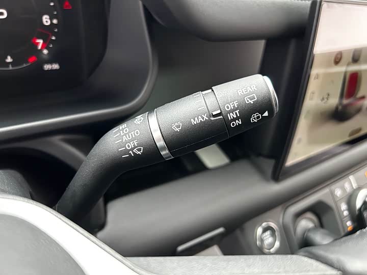 Фото 11 - Land Rover Defender