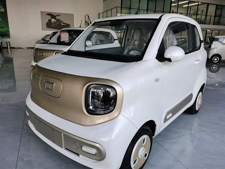 Фото 1 - Bestune Pony