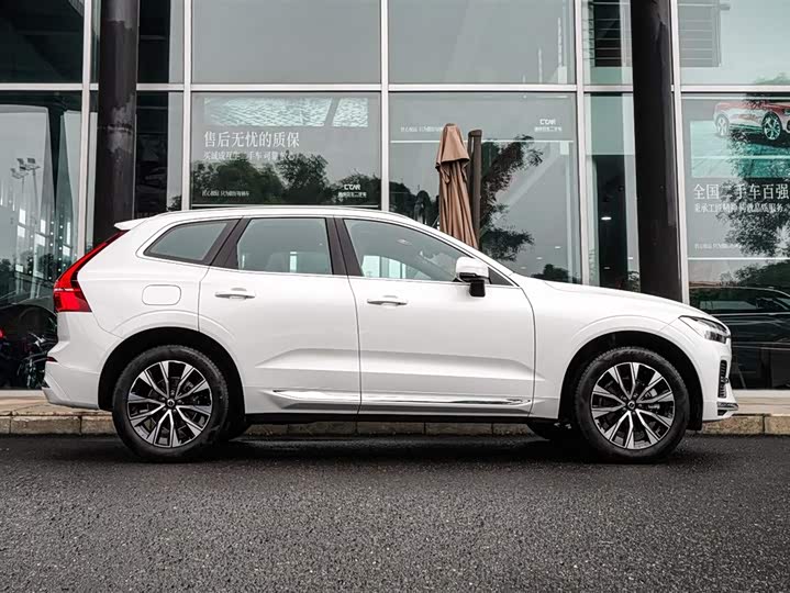 Фото 5 - Volvo XC60