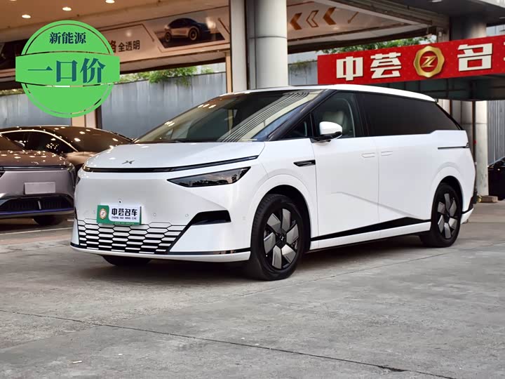 Фото 1 - XPeng X9