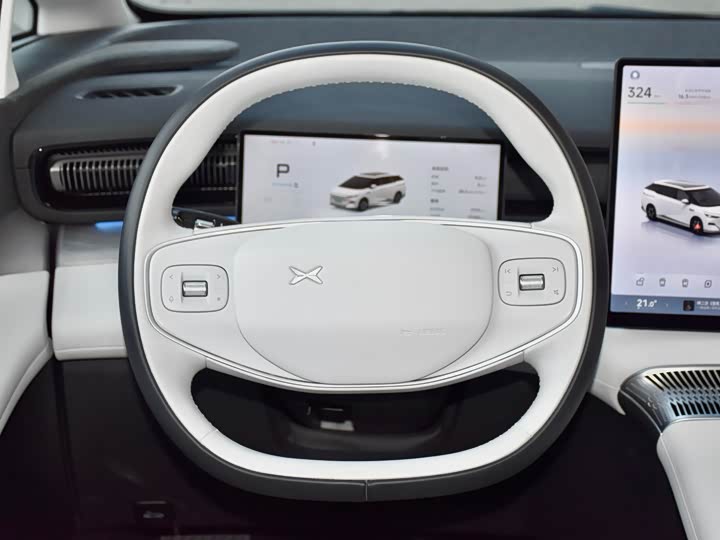 Фото 15 - XPeng X9