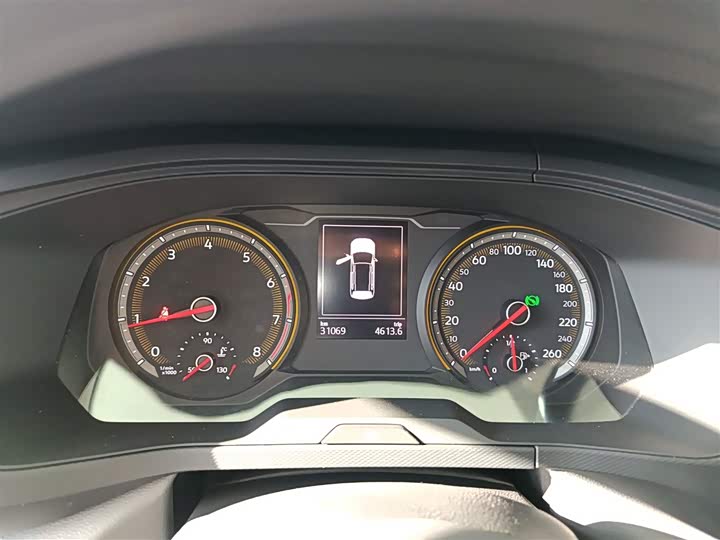 Фото 12 - Volkswagen Tharu