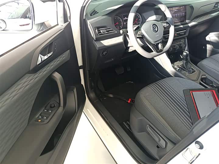 Фото 16 - Volkswagen Tharu