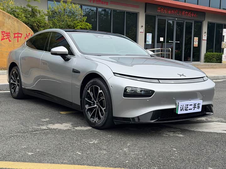 Фото 3 - XPeng P7