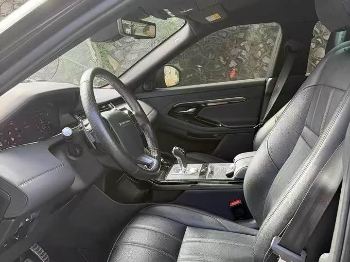 Фото 4 - Land Rover Range Rover Evoque L