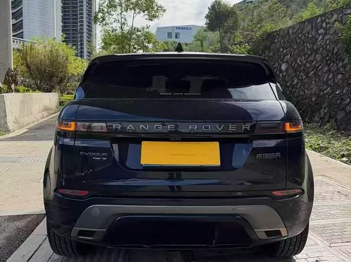 Фото 9 - Land Rover Range Rover Evoque L