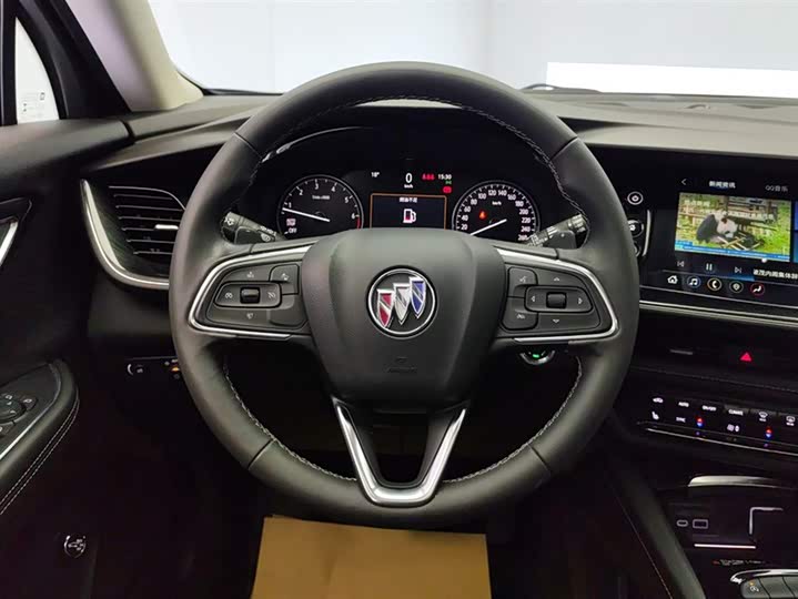 Фото 15 - Buick Envision Plus