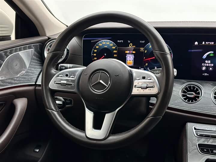 Фото 12 - Mercedes-Benz CLS-Class