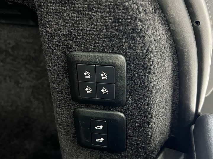 Фото 20 - Land Rover Range Rover