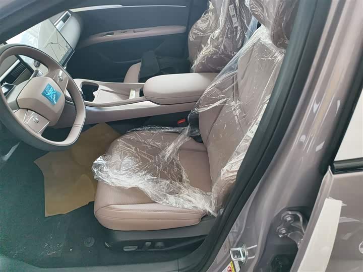 Фото 14 - XPeng Mona M03