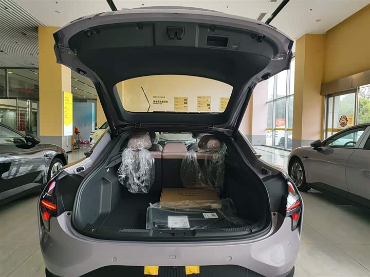 Фото 18 - XPeng Mona M03