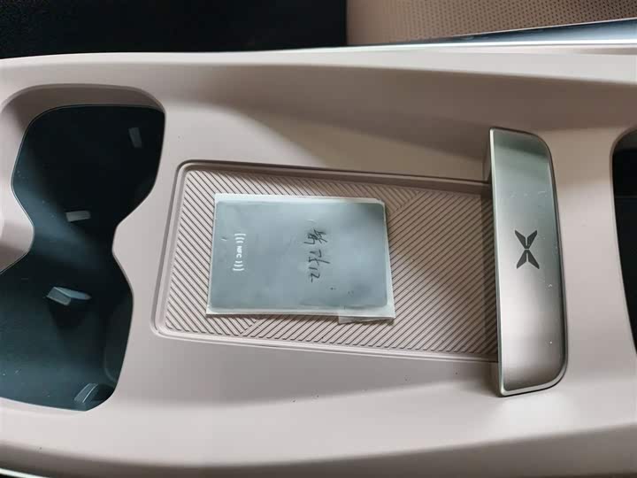 Фото 8 - XPeng Mona M03