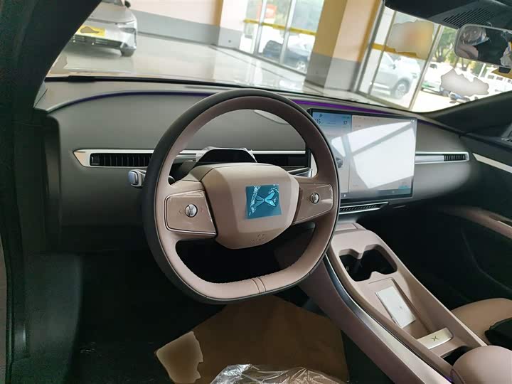 Фото 9 - XPeng Mona M03