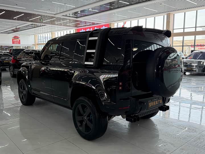 Фото 4 - Land Rover Defender