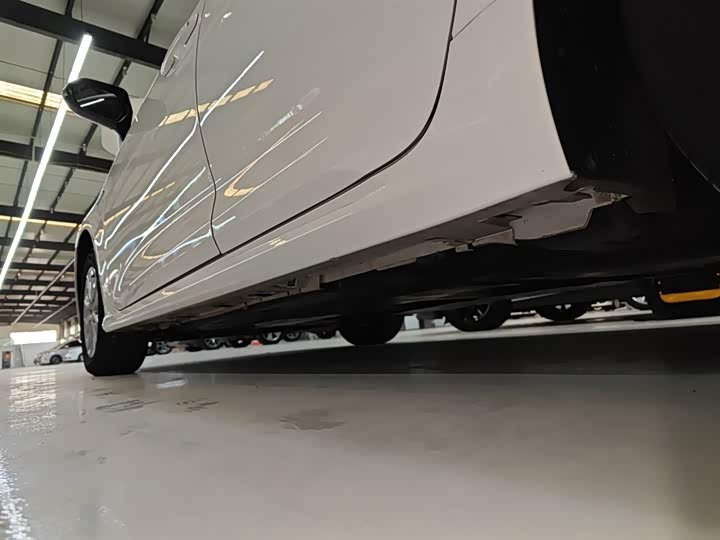 Фото 22 - Toyota Corolla