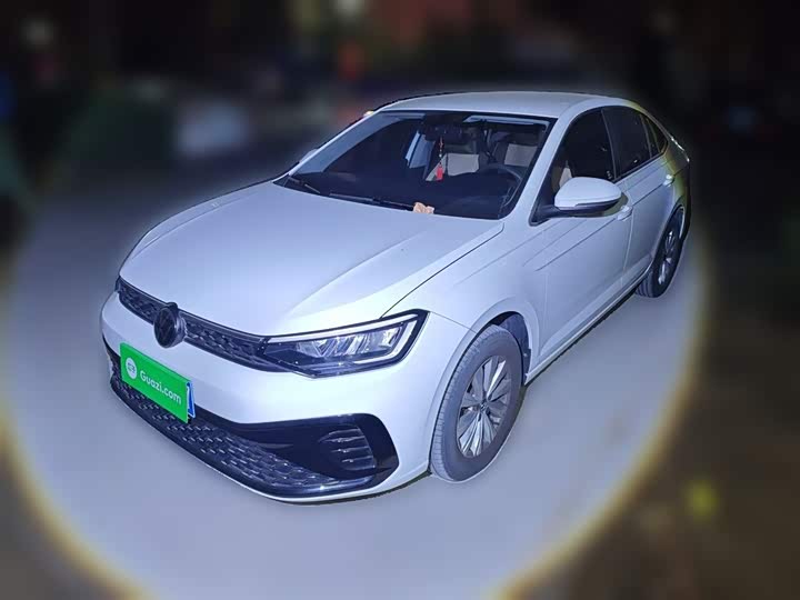 Фото 2 - Volkswagen Lavida