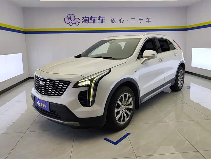 Фото 1 - Cadillac XT4