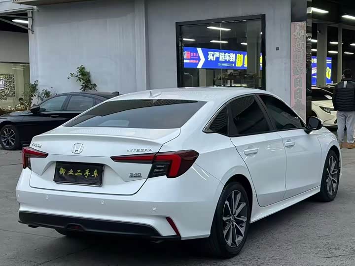 Фото 7 - Honda Integra