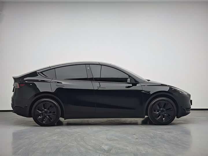 Фото 7 - Tesla Model Y