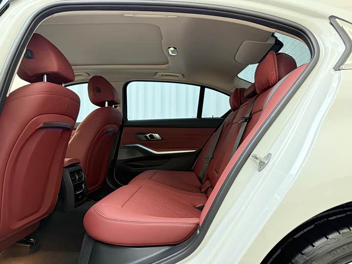 Фото 6 - BMW 3 Series