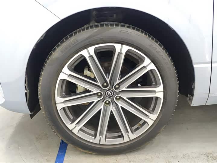 Фото 6 - Changan UNI-K