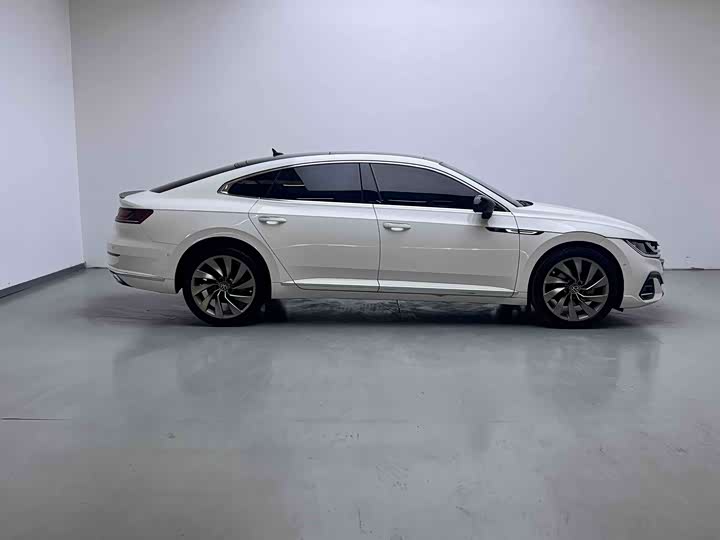 Фото 8 - Volkswagen CC