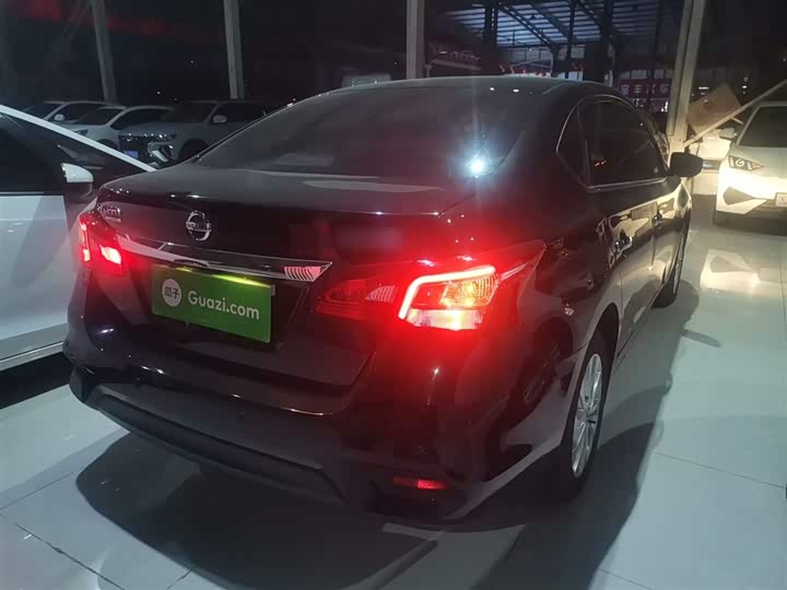 Фото 7 - Nissan Sylphy