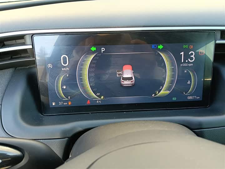 Фото 11 - Hyundai Tucson L