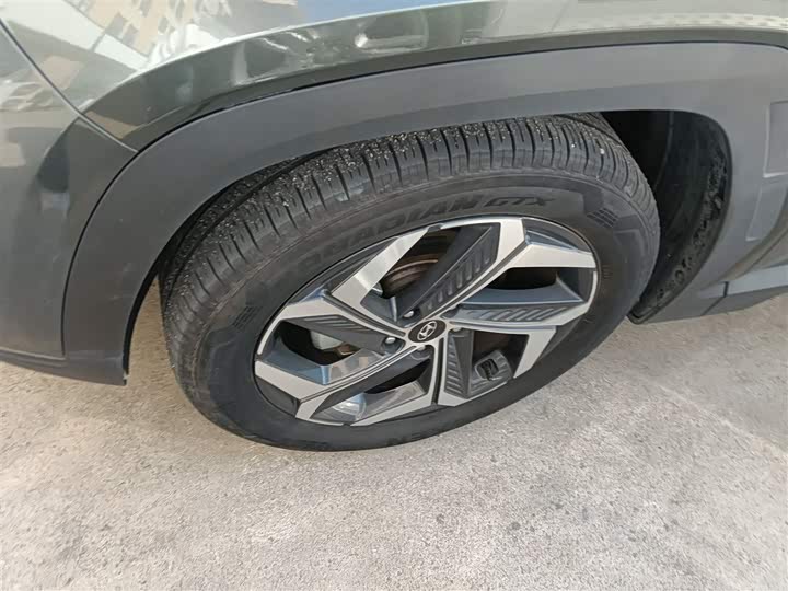 Фото 22 - Hyundai Tucson L