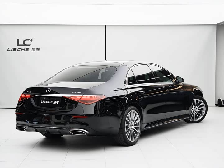 Фото 5 - Mercedes-Benz S-Class