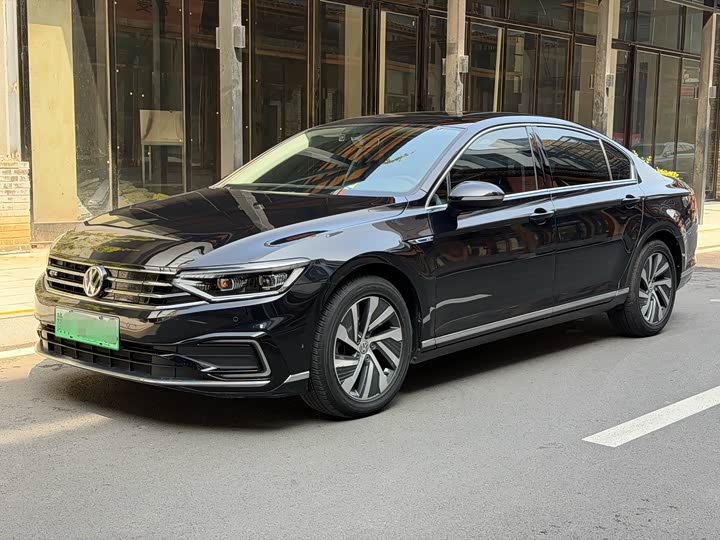 Фото 1 - Volkswagen Magotan GTE Hybrid