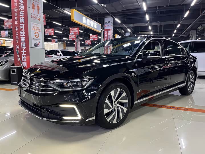 Фото 5 - Volkswagen Magotan GTE Hybrid