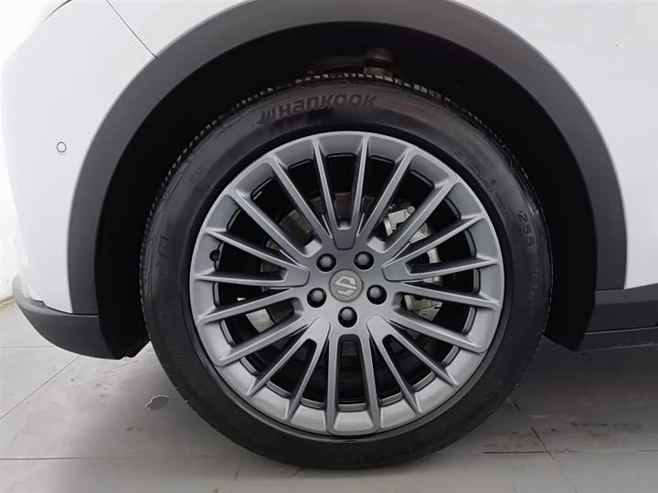 Фото 17 - Leapmotor C11