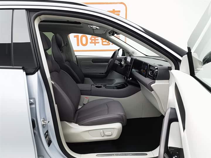 Фото 23 - Leapmotor C11