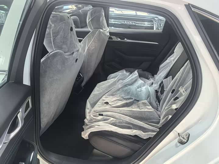 Photo 9 - Geely Preface