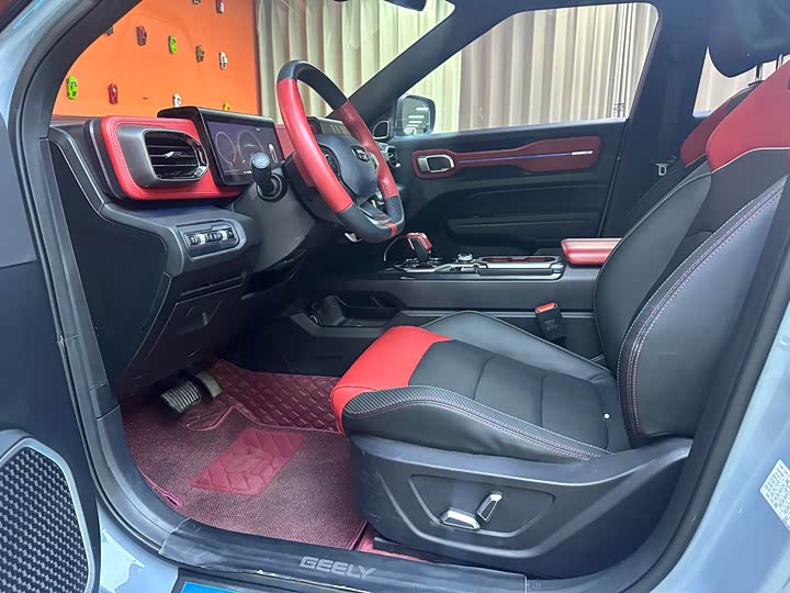 Фото 4 - Geely Icon