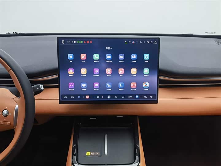 Фото 12 - Changan Deepal S05