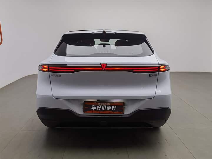 Фото 4 - Changan Deepal S05