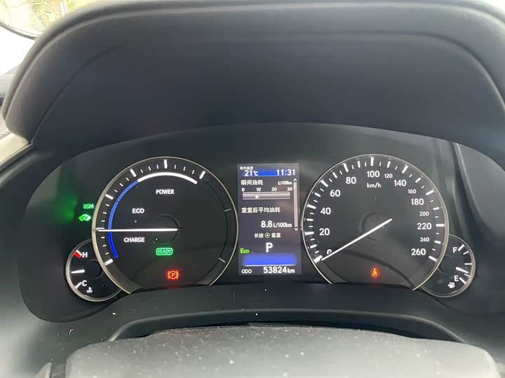 Фото 6 - Lexus RX