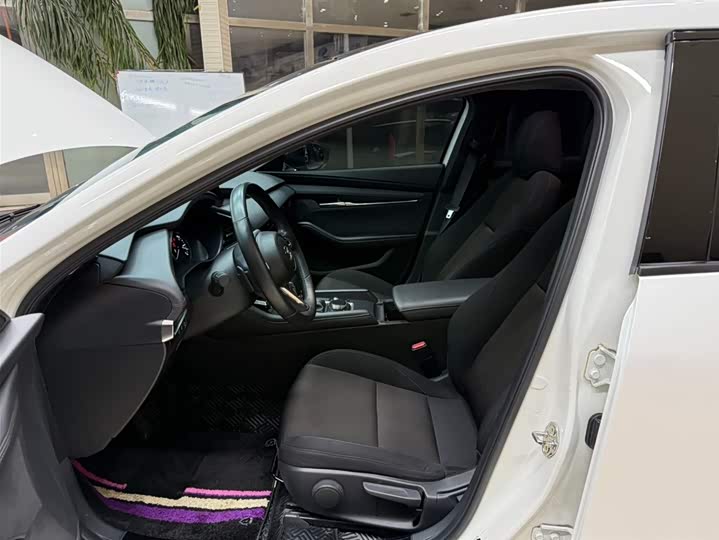 Фото 16 - Mazda 3 (Axela)